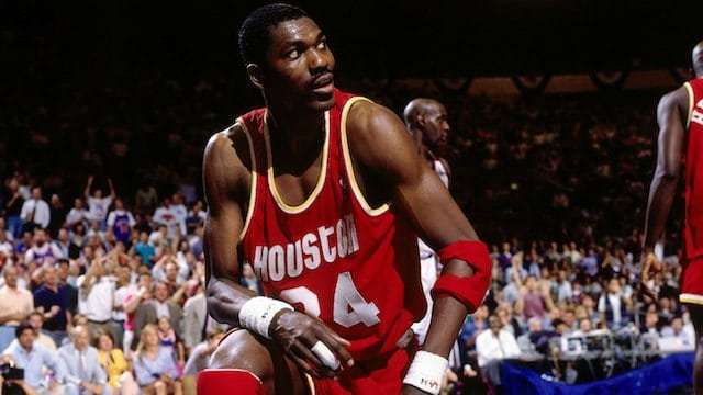 4 MVP trong lịch sử NBA không phải người Mỹ là những ai? 4 MVP trong lịch sử NBA không phải người Mỹ là những ai?
